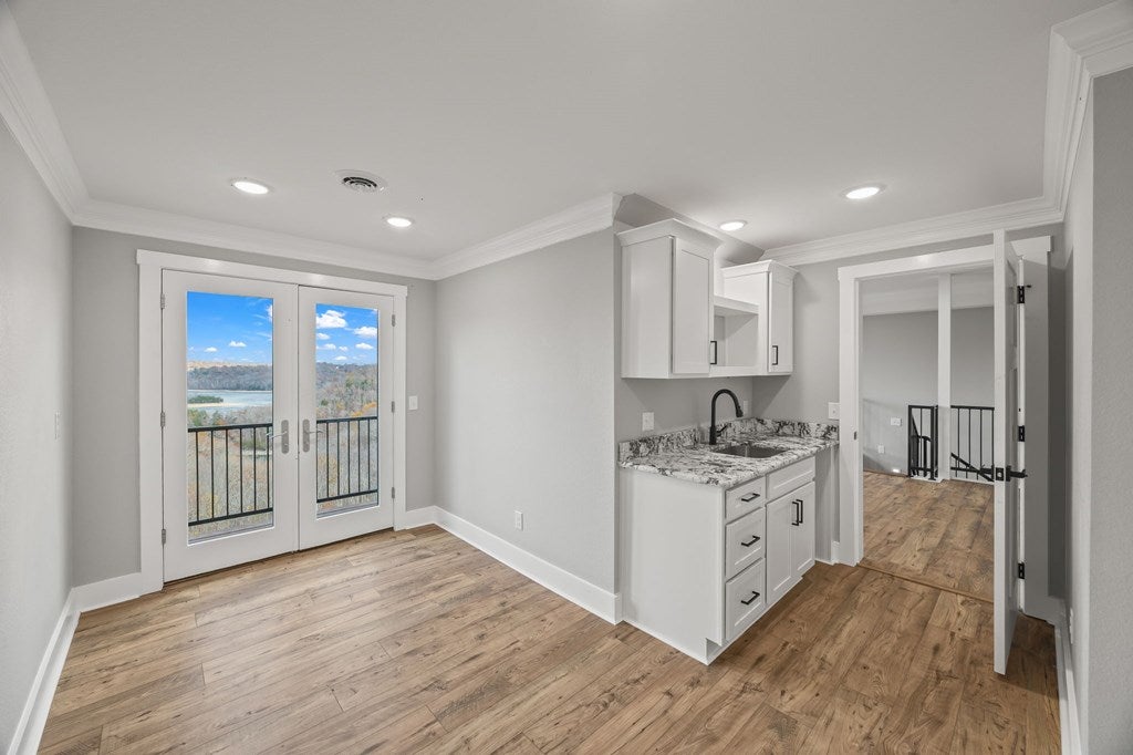 Byrdstown, Tennessee, 38549, United States, 5 Bedrooms Bedrooms, ,5 BathroomsBathrooms,Residential,Active,1994961