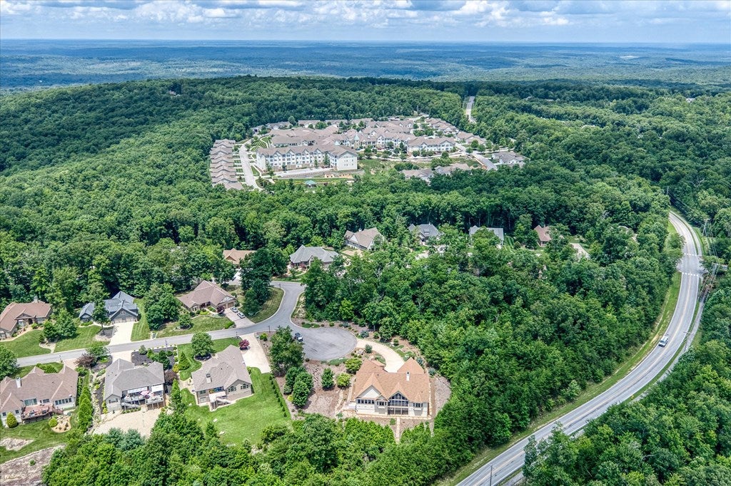 Crossville, Tennessee, 38558, United States, 4 Bedrooms Bedrooms, ,4 BathroomsBathrooms,Residential,Active,1913033