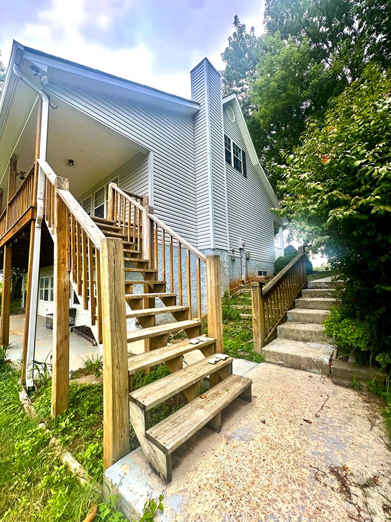 Byrdstown, Tennessee, 38549, United States, 3 Bedrooms Bedrooms, ,3 BathroomsBathrooms,Residential,Active,1912818