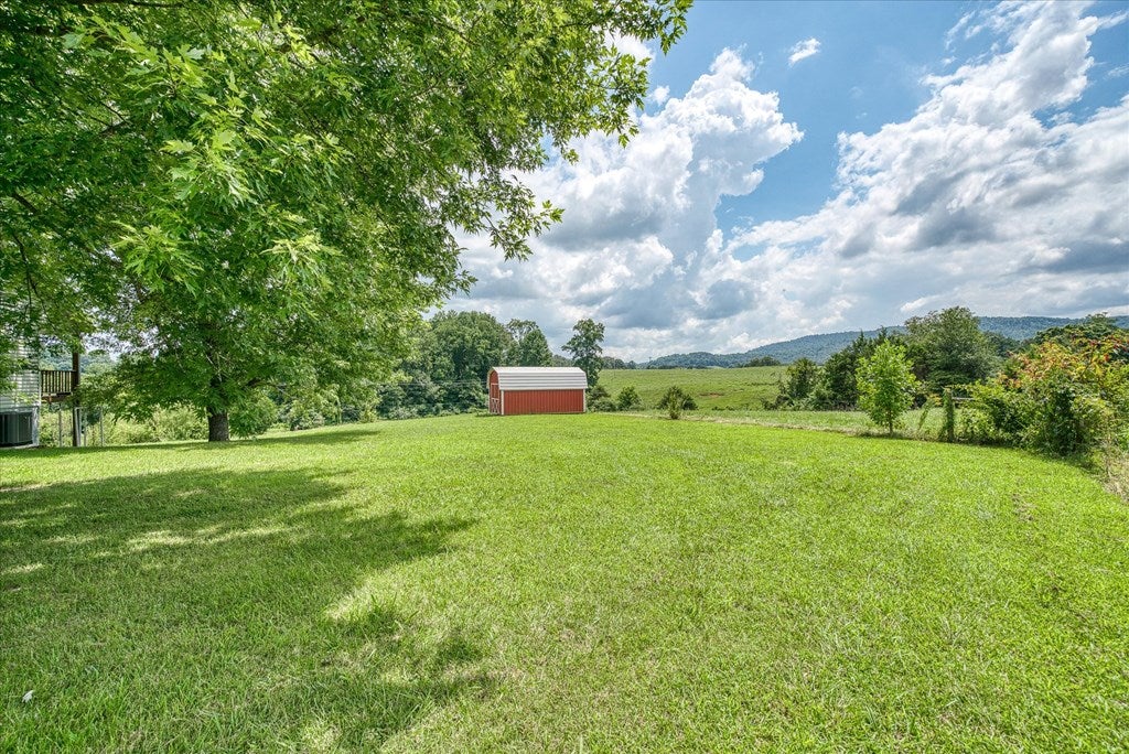 Byrdstown, Tennessee, 38549, United States, 3 Bedrooms Bedrooms, ,3 BathroomsBathrooms,Residential,Active,1912818