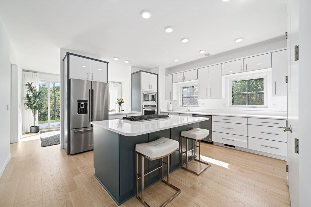 Crawford, Tennessee, 38554, United States, 3 Bedrooms Bedrooms, ,4 BathroomsBathrooms,Residential,Active,1959533