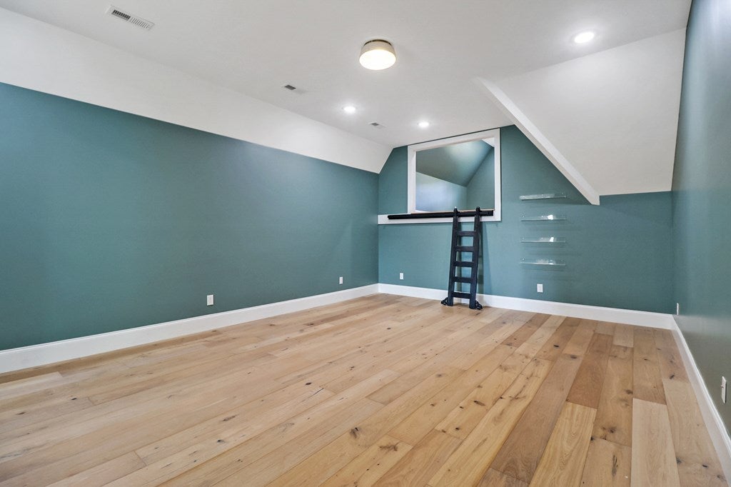 Cookeville, Tennessee, 38506, United States, 5 Bedrooms Bedrooms, ,5 BathroomsBathrooms,Residential,Active,1941374