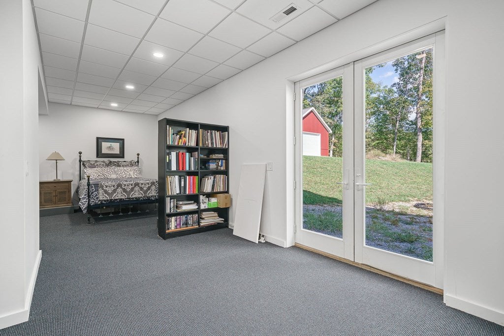 Crawford, Tennessee, 38554, United States, 3 Bedrooms Bedrooms, ,4 BathroomsBathrooms,Residential,Active,1959533