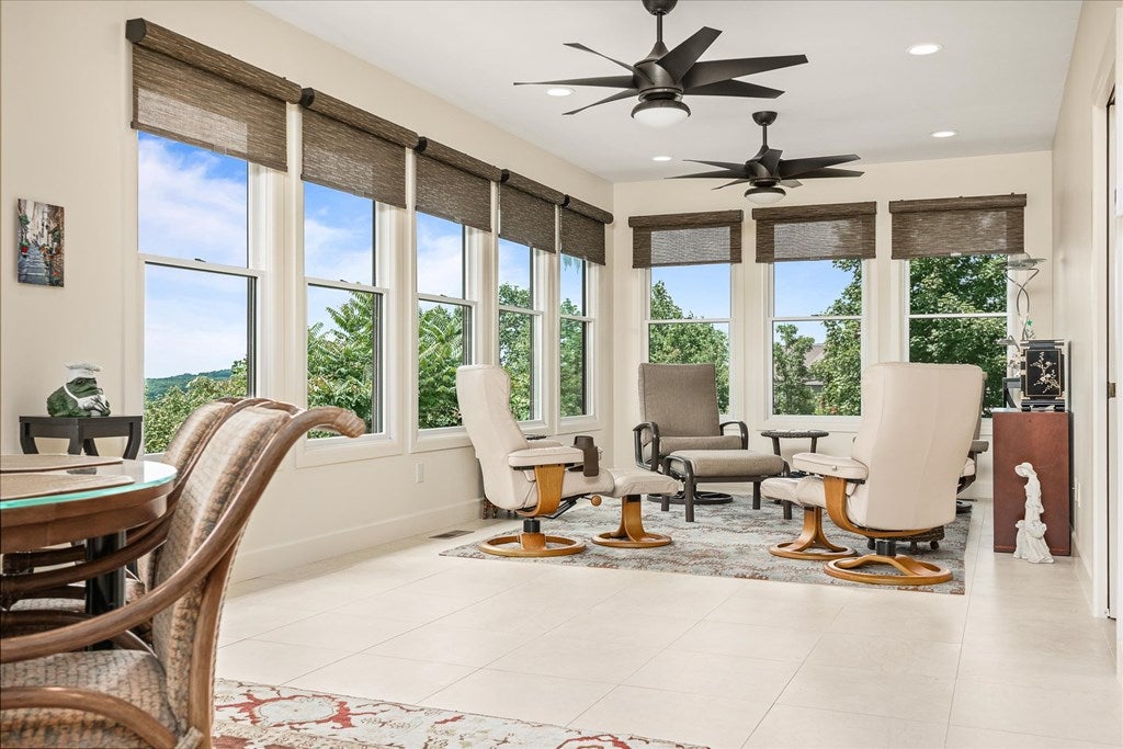 Crossville, Tennessee, 38558, United States, 4 Bedrooms Bedrooms, ,4 BathroomsBathrooms,Residential,Active,1913033