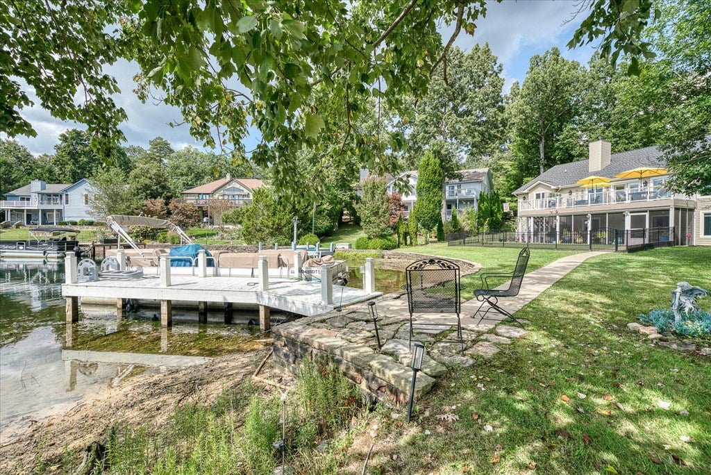Crossville, Tennessee, 38558, United States, 4 Bedrooms Bedrooms, ,4 BathroomsBathrooms,Residential,Active,1713701