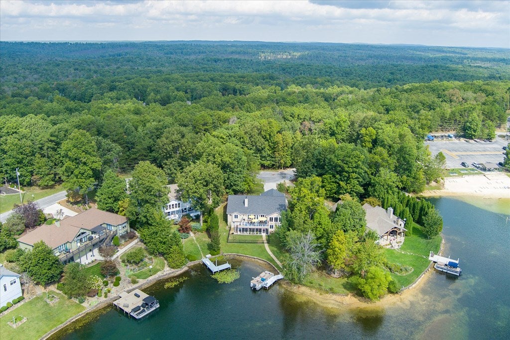 Crossville, Tennessee, 38558, United States, 4 Bedrooms Bedrooms, ,4 BathroomsBathrooms,Residential,Active,1713701
