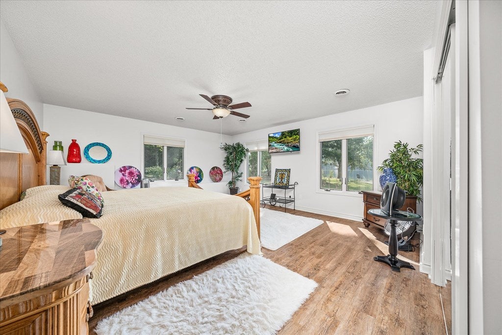 Crossville, Tennessee, 38558, United States, 4 Bedrooms Bedrooms, ,4 BathroomsBathrooms,Residential,Active,1713701