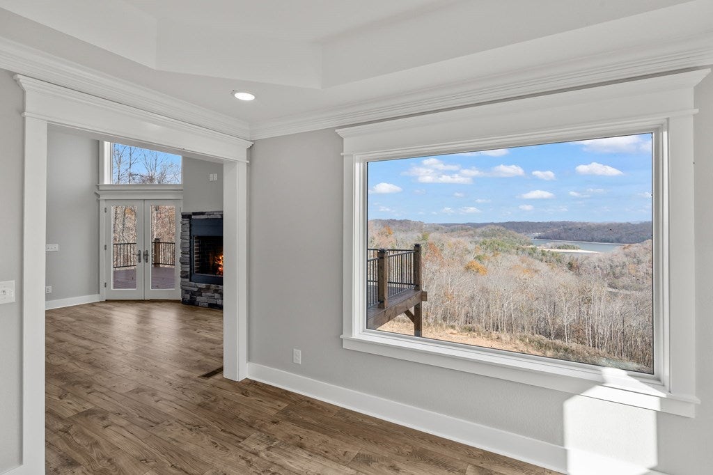 Byrdstown, Tennessee, 38549, United States, 5 Bedrooms Bedrooms, ,5 BathroomsBathrooms,Residential,Active,1994961