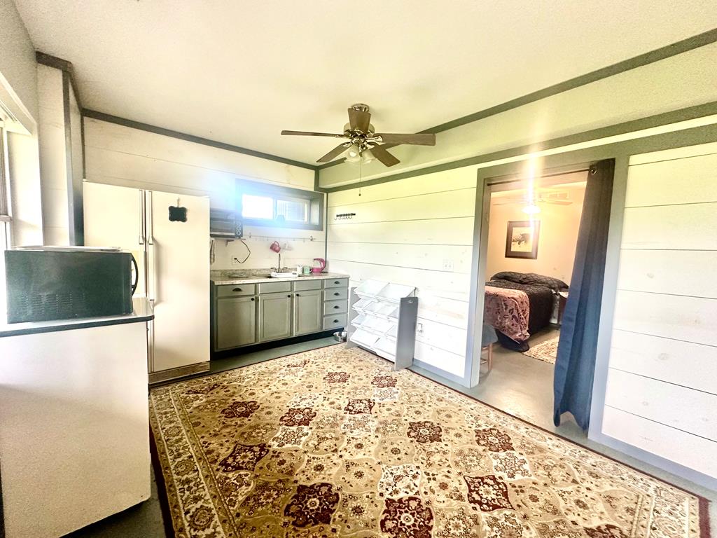 Byrdstown, Tennessee, 38549, United States, 3 Bedrooms Bedrooms, ,3 BathroomsBathrooms,Residential,Active,1912818