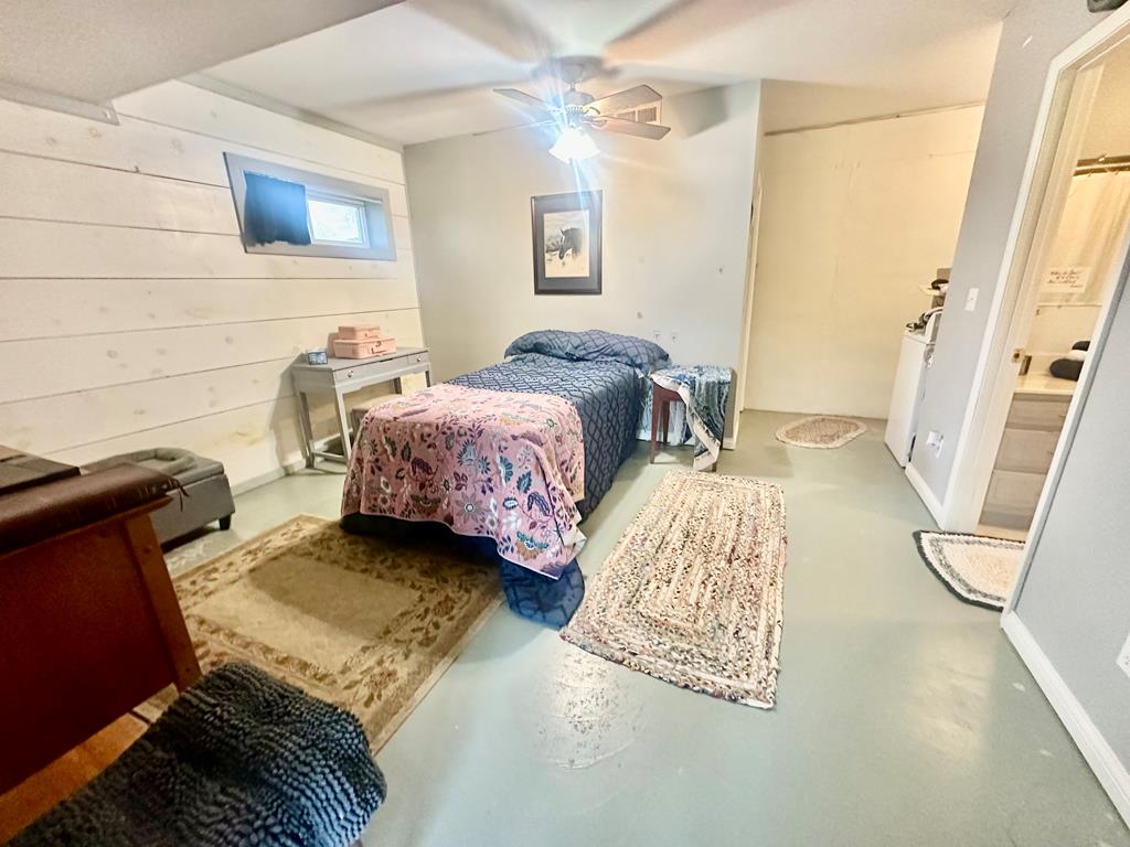 Byrdstown, Tennessee, 38549, United States, 3 Bedrooms Bedrooms, ,3 BathroomsBathrooms,Residential,Active,1912818