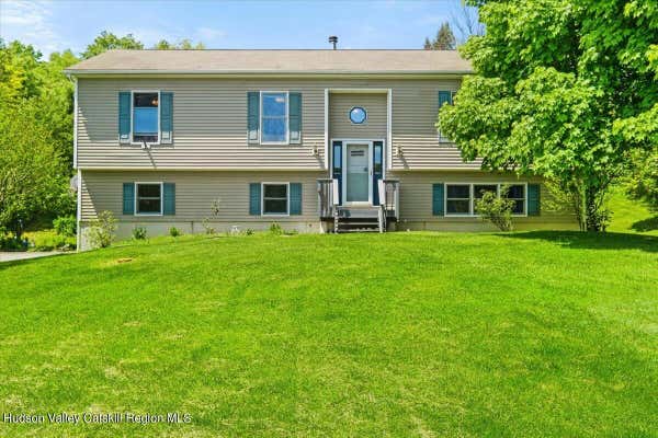 479 WATERBURY HILL RD, UNION VALE, NY 12540, photo 4 of 36