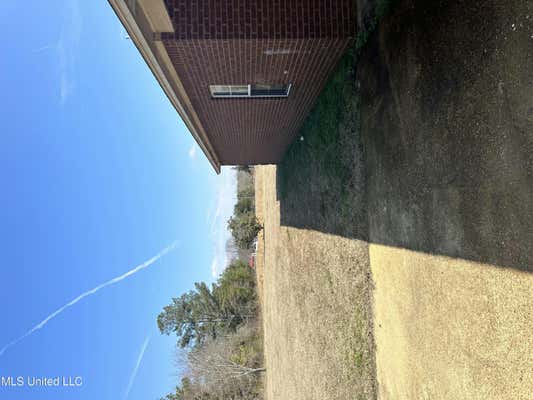 308 LESTER RD, HOLLY SPRINGS, MS 38635 - Image 1