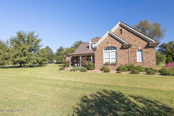 950 RODEO WAY, NESBIT, MS 38651, photo 4 of 39