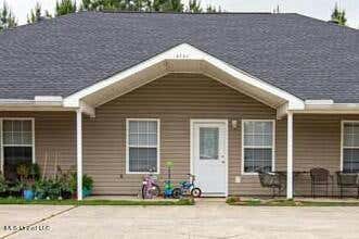 8700 SPRING AVE # B, OCEAN SPRINGS, MS 39564 - Image 1