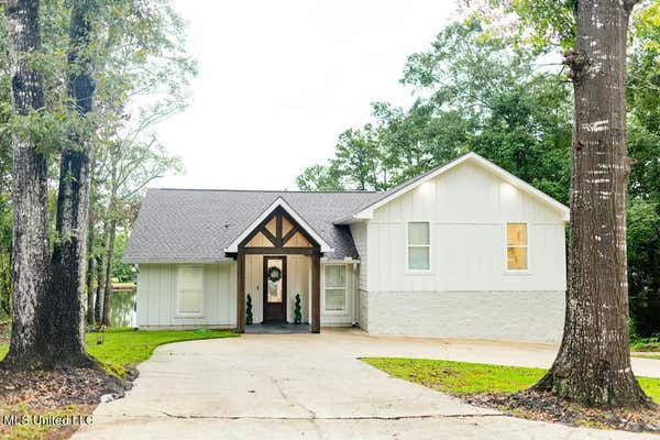 1400 E LAKESHORE DR, CARRIERE, MS 39426 - Image 1