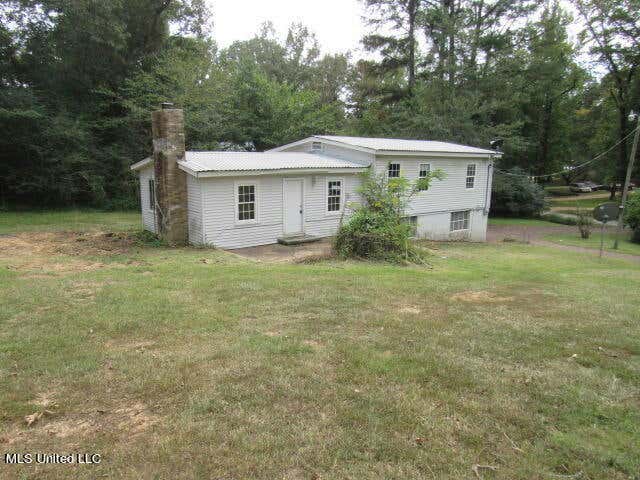 45 FORREST DR S, SARDIS, MS 38666, photo 1 of 13