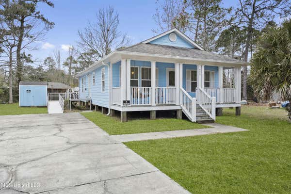 909 DICKS ST, WAVELAND, MS 39576, photo 4 of 27