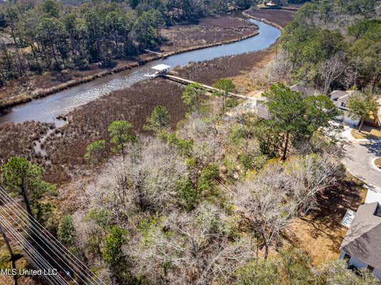 210 BLUFF CV, OCEAN SPRINGS, MS 39564 - Image 1