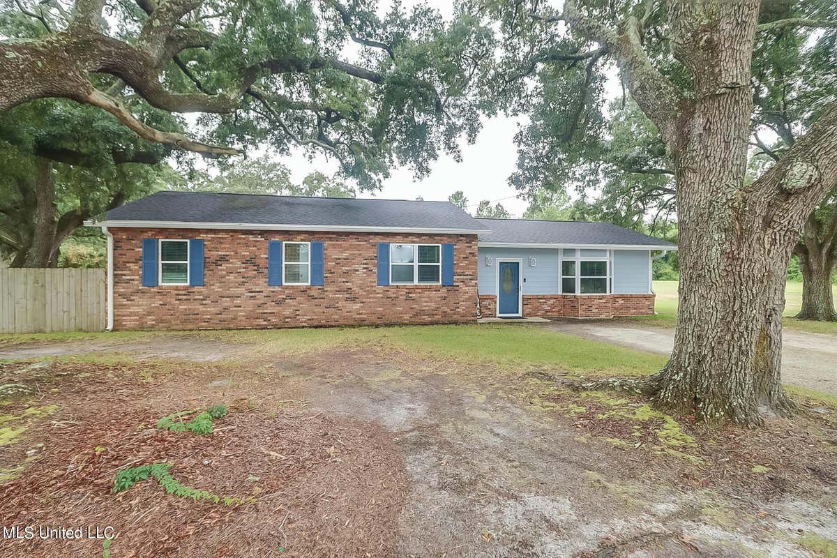 20003 COMMISSION RD, LONG BEACH, MS 39560, photo 1 of 41