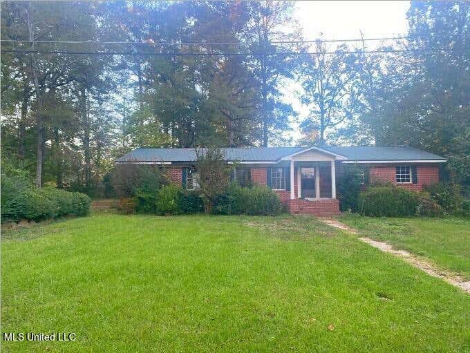 42 FIFTH AVE, MORTON, MS 39117, photo 1 of 18