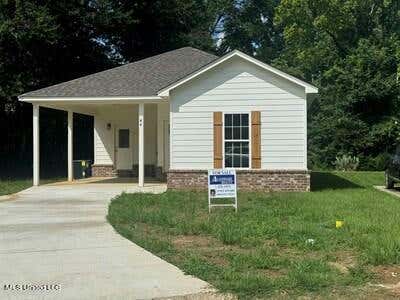 44 PUTT DR, GRENADA, MS 38901, photo 1 of 11