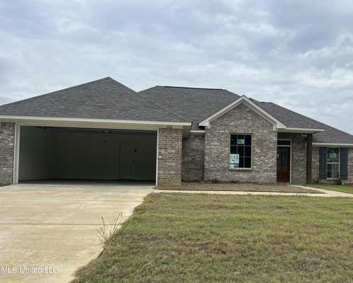 226 HEMINGWAY CIRCLE, CANTON, MS 39046 - Image 1