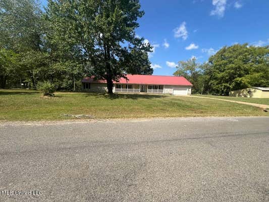 479 PEPPERTREE LN, SENATOBIA, MS 38668 - Image 1