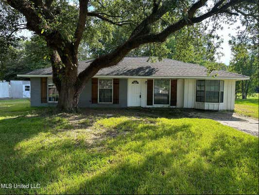 1102 DOUGLAS ST, PICAYUNE, MS 39466 - Image 1