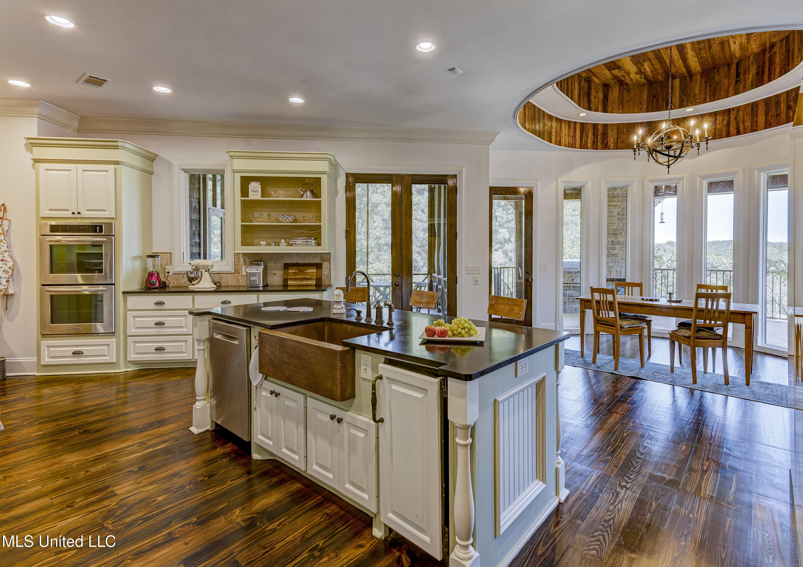 Flora, Mississippi, 39071, United States, 4 Bedrooms Bedrooms, ,5 BathroomsBathrooms,Residential,Active,1929780