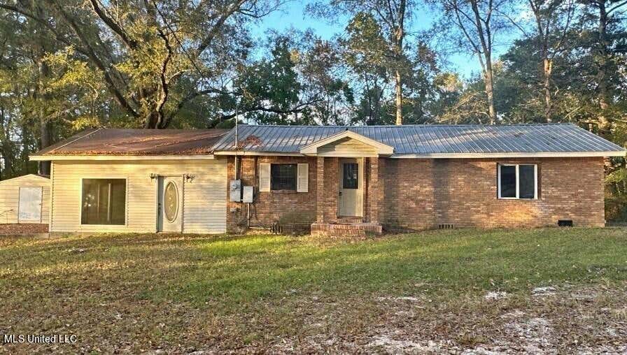 57 LOWER MYRICK RD, LAUREL, MS 39443, photo 1 of 12