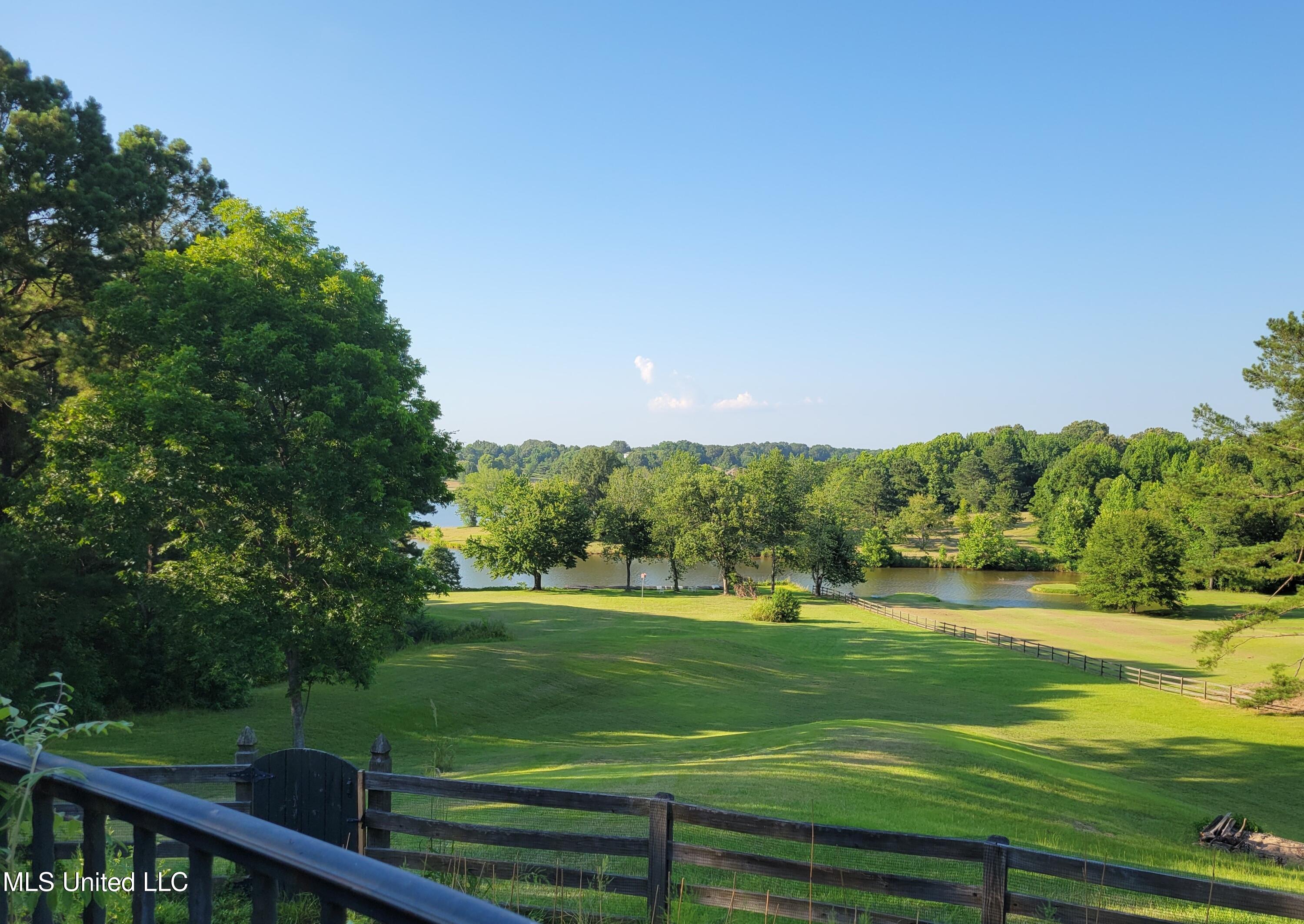 Flora, Mississippi, 39071, United States, 4 Bedrooms Bedrooms, ,5 BathroomsBathrooms,Residential,Active,1929780