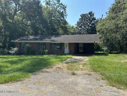 700 BOND AVE E, WIGGINS, MS 39577 - Image 1