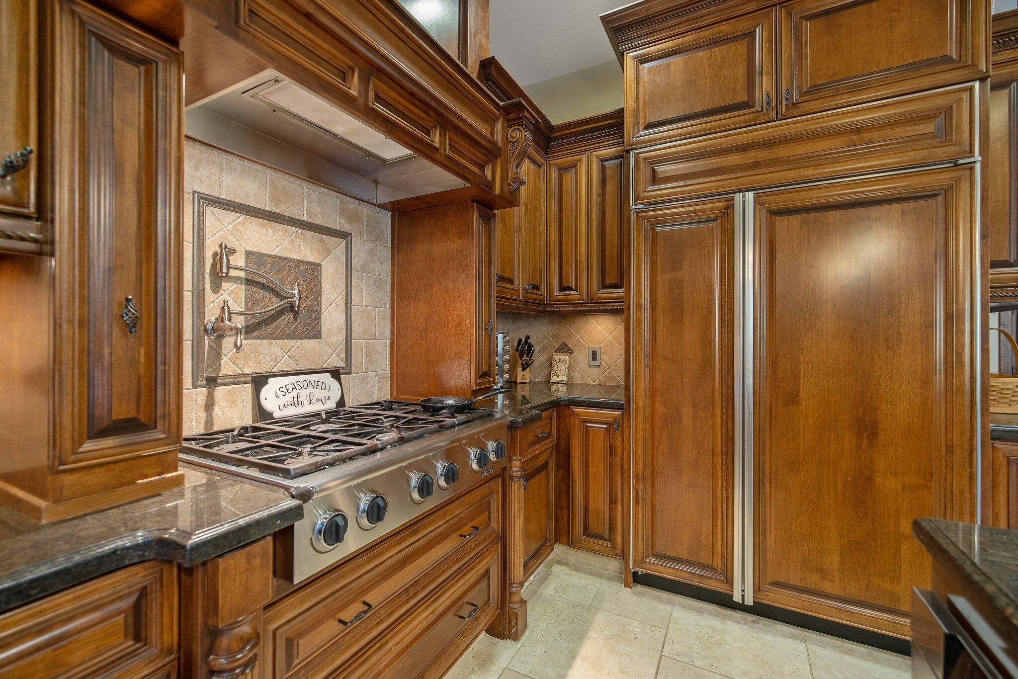 Visalia, California, 93291, United States, 4 Bedrooms Bedrooms, ,5 BathroomsBathrooms,Residential,Active,2014586