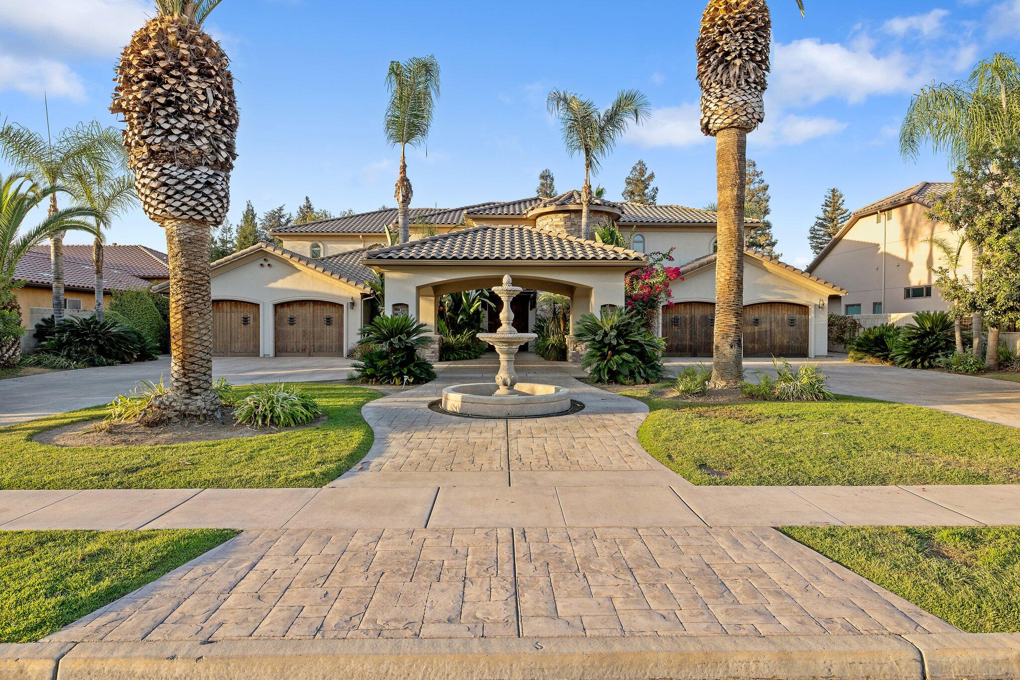 Visalia, California, 93291, United States, 4 Bedrooms Bedrooms, ,5 BathroomsBathrooms,Residential,Active,2014586