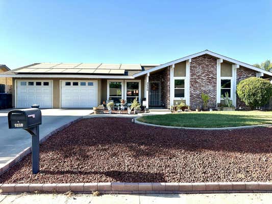 3230 W PRYOR AVE, VISALIA, CA 93277 - Image 1