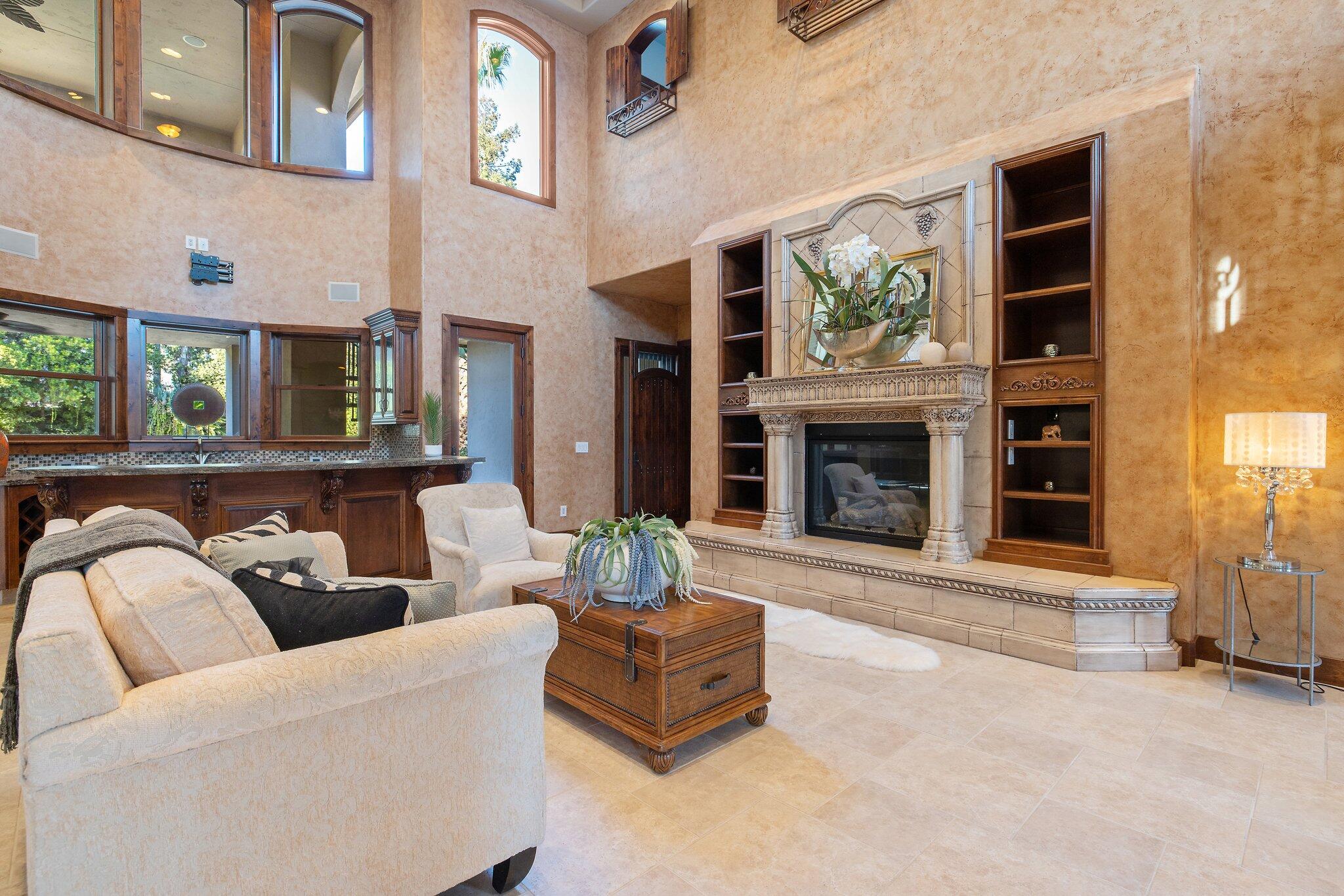 Visalia, California, 93291, United States, 4 Bedrooms Bedrooms, ,5 BathroomsBathrooms,Residential,Active,2014586