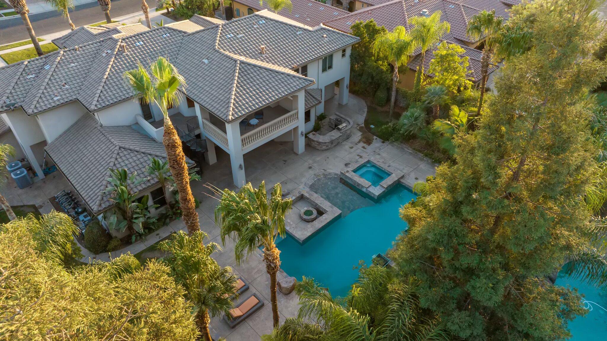 Visalia, California, 93291, United States, 4 Bedrooms Bedrooms, ,5 BathroomsBathrooms,Residential,Active,2014586