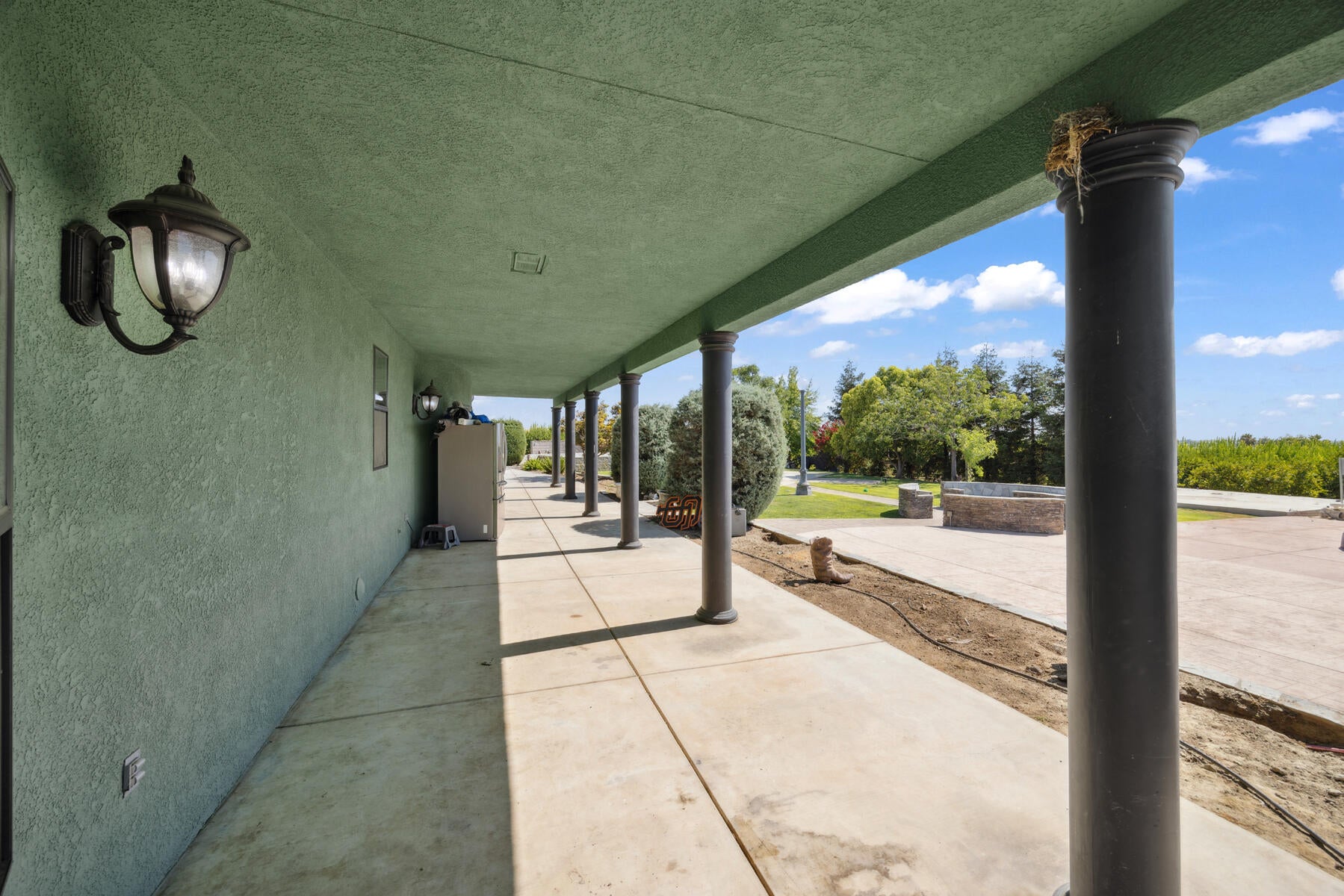 Strathmore, California, 93267, United States, 5 Bedrooms Bedrooms, ,4 BathroomsBathrooms,Residential,Active,1909877