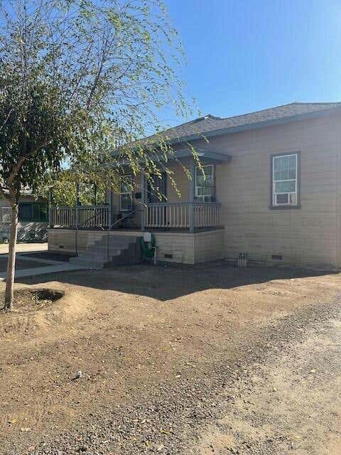 62 N LEMOORE AVE, LEMOORE, CA 93245, photo 1 of 20