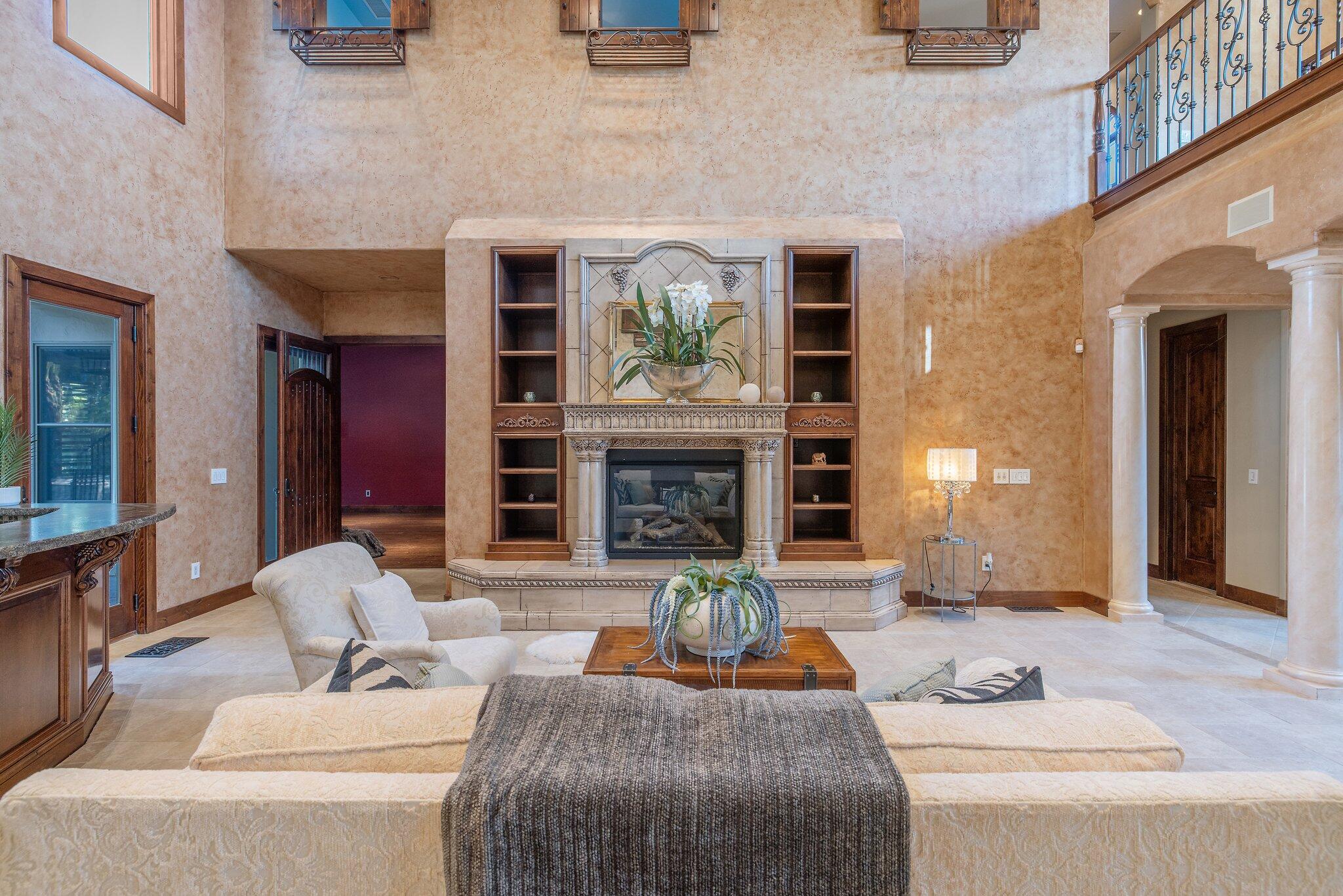 Visalia, California, 93291, United States, 4 Bedrooms Bedrooms, ,5 BathroomsBathrooms,Residential,Active,2014586