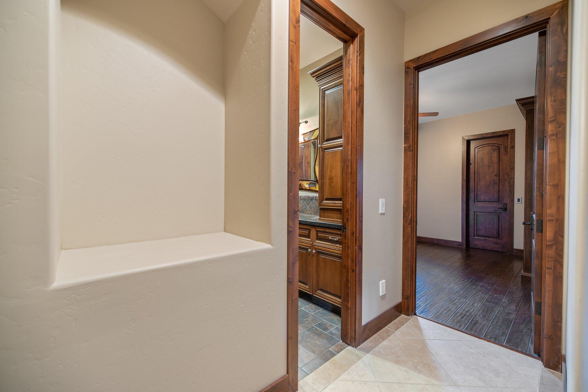 Visalia, California, 93291, United States, 4 Bedrooms Bedrooms, ,5 BathroomsBathrooms,Residential,Active,2014586