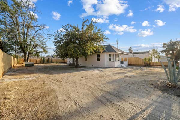 125 W 3RD ST, HANFORD, CA 93230 - Image 1