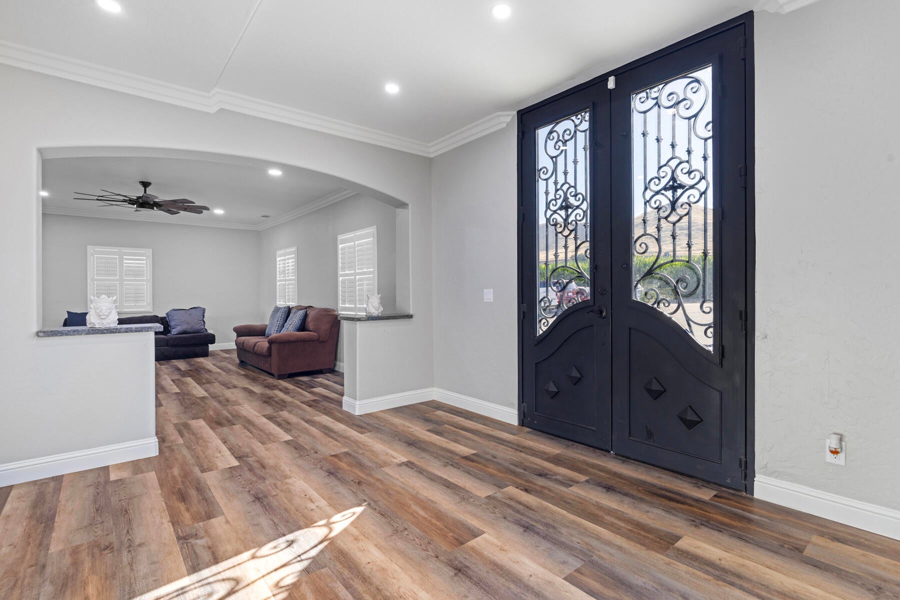 Strathmore, California, 93267, United States, 5 Bedrooms Bedrooms, ,4 BathroomsBathrooms,Residential,Active,1909877