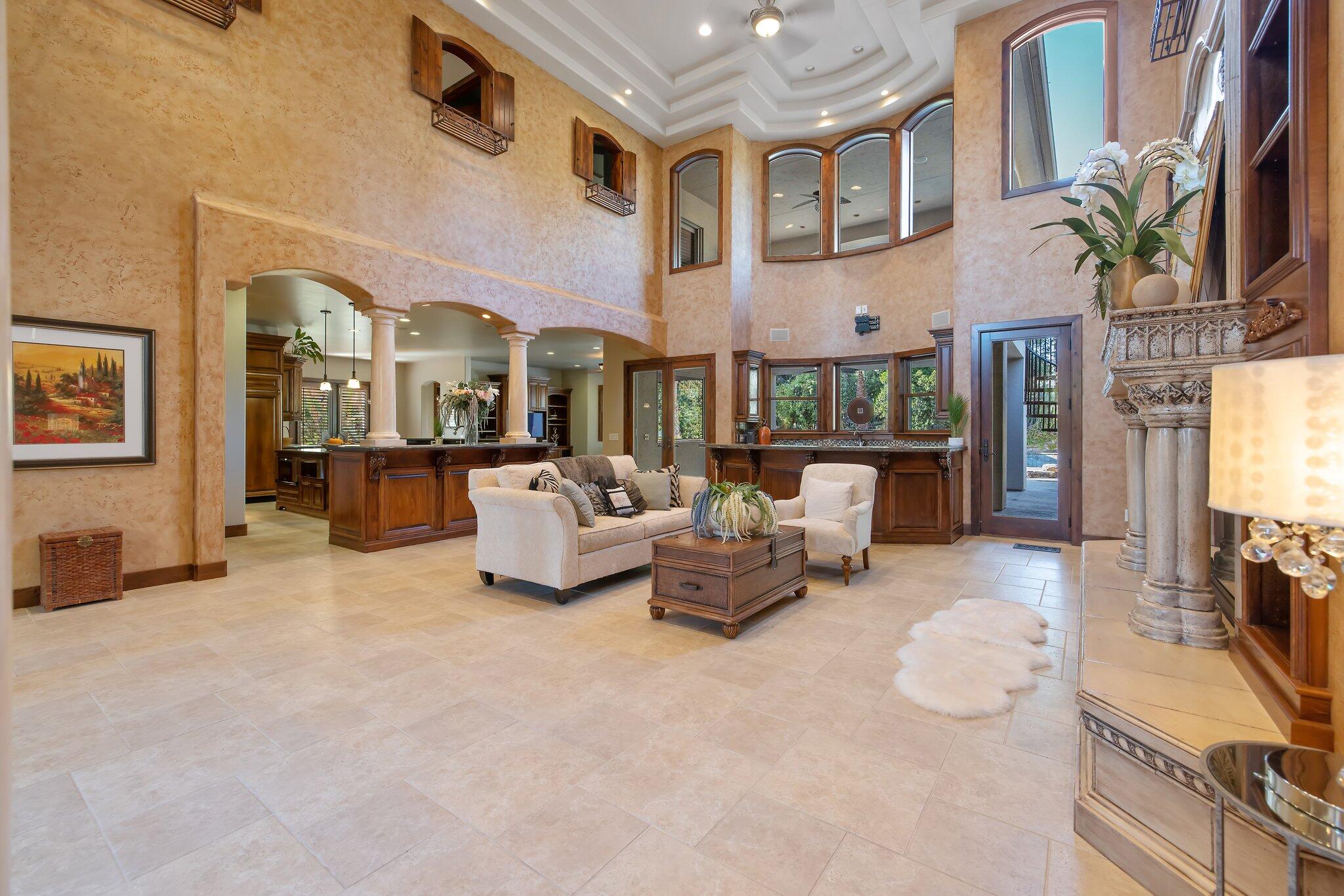 Visalia, California, 93291, United States, 4 Bedrooms Bedrooms, ,5 BathroomsBathrooms,Residential,Active,2014586