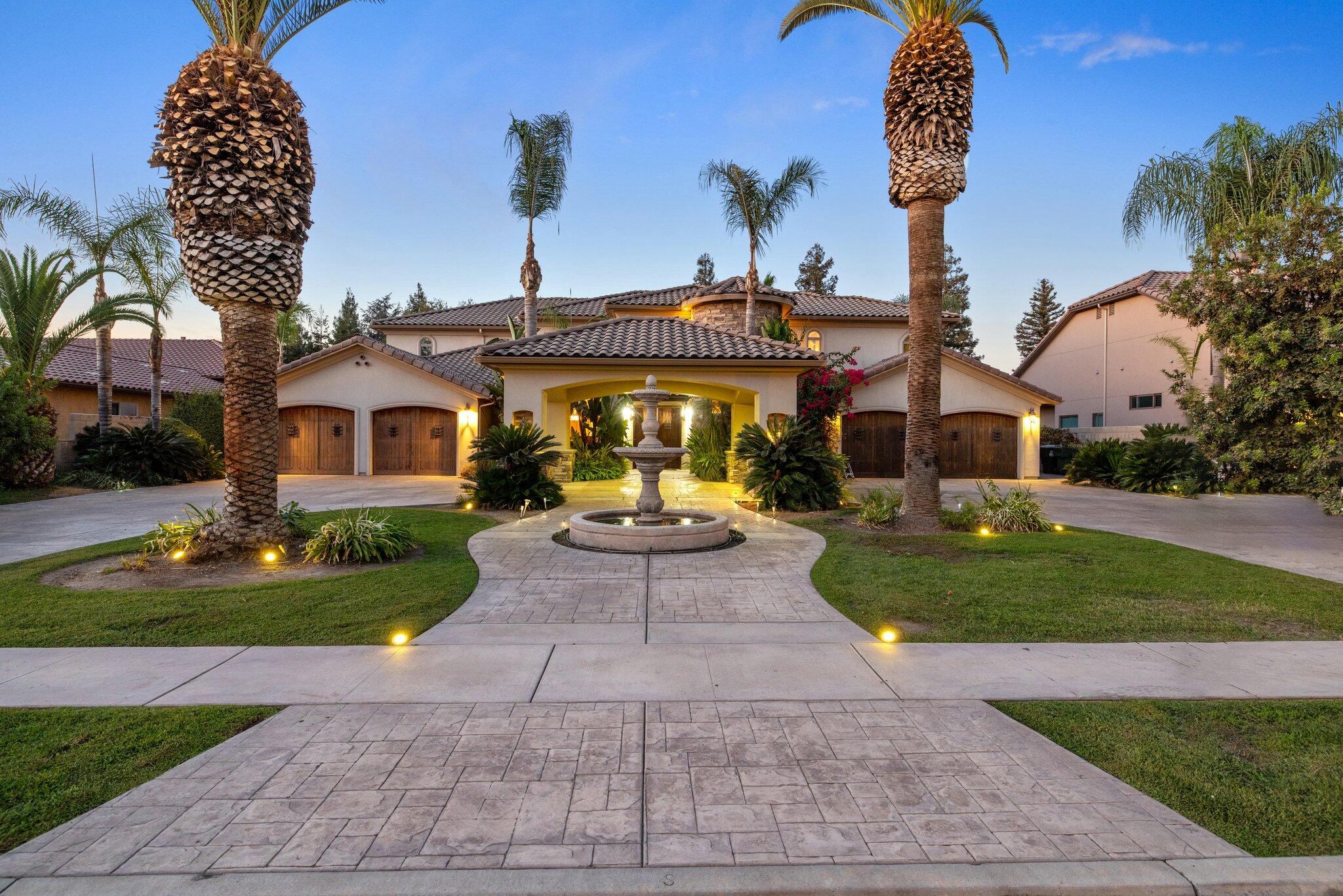 Visalia, California, 93291, United States, 4 Bedrooms Bedrooms, ,5 BathroomsBathrooms,Residential,Active,2014586