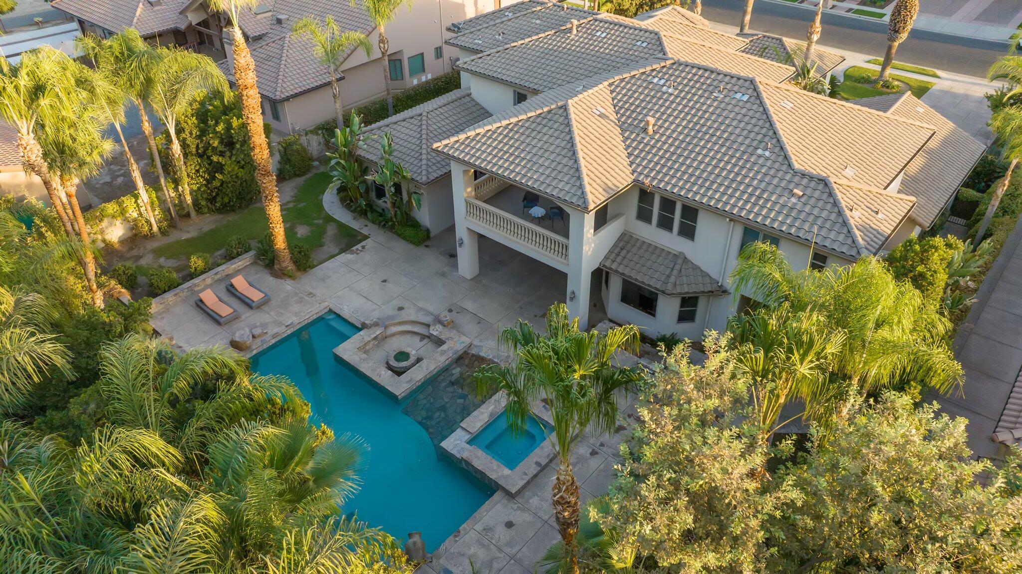 Visalia, California, 93291, United States, 4 Bedrooms Bedrooms, ,5 BathroomsBathrooms,Residential,Active,2014586