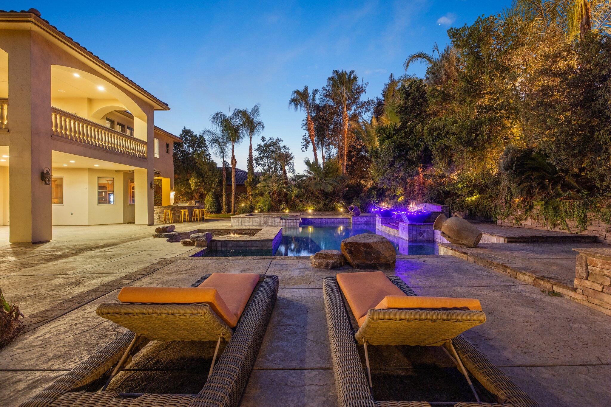 Visalia, California, 93291, United States, 4 Bedrooms Bedrooms, ,5 BathroomsBathrooms,Residential,Active,2014586