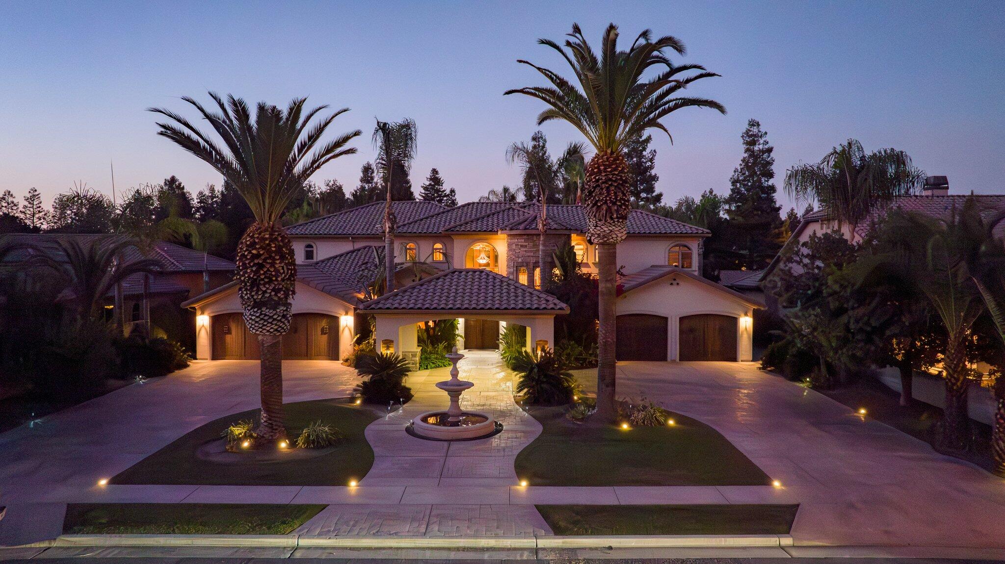 Visalia, California, 93291, United States, 4 Bedrooms Bedrooms, ,5 BathroomsBathrooms,Residential,Active,2014586