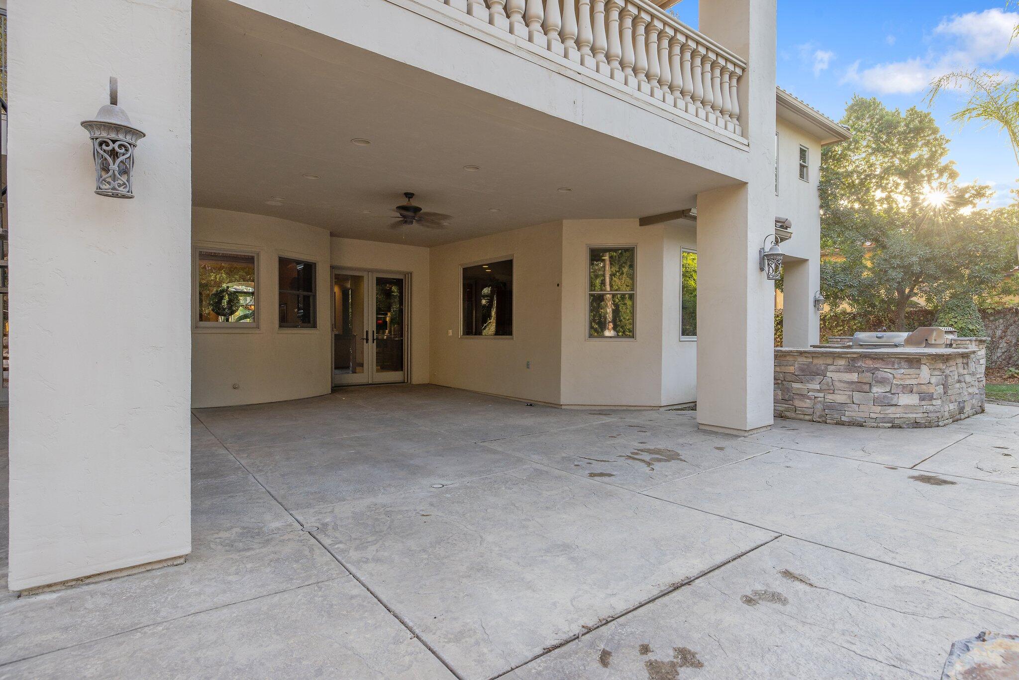 Visalia, California, 93291, United States, 4 Bedrooms Bedrooms, ,5 BathroomsBathrooms,Residential,Active,2014586