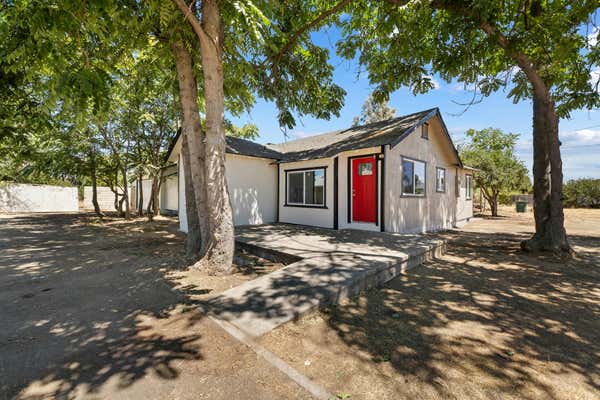 889 W MARIPOSA ST, LINDSAY, CA 93247 - Image 1